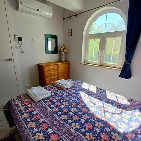 Anna Tg By In Lejlighed Tavira